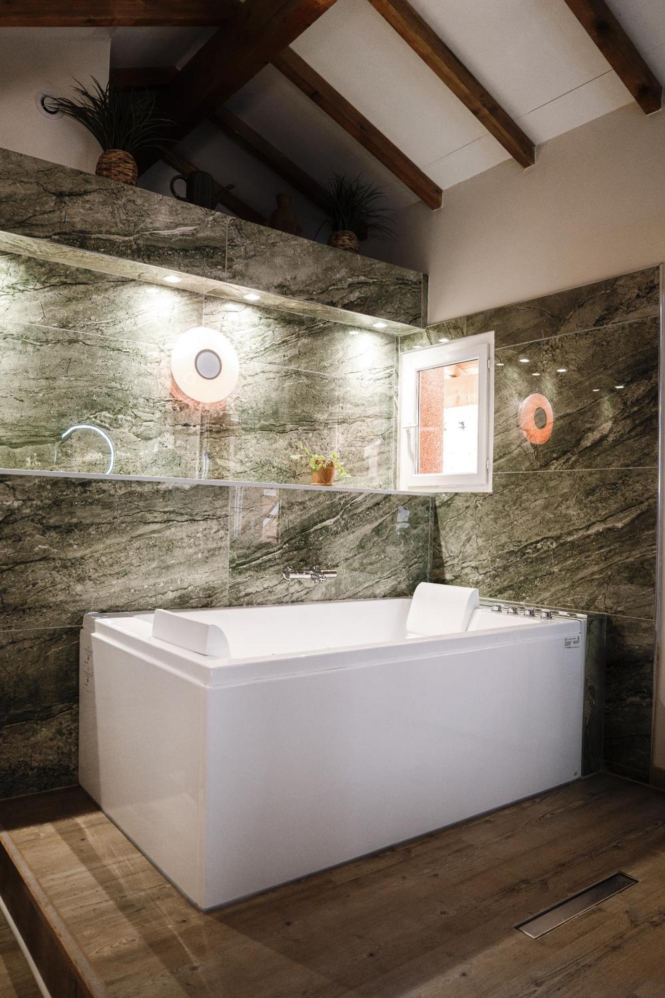 Appart Hotel Le 8 La Suite & Spa - Parking Gratuit - Mâcon エクステリア 写真